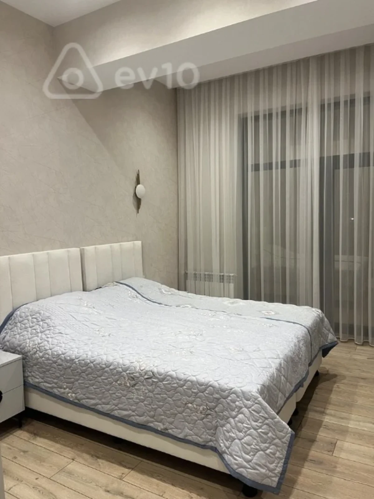 Kirayə verilir 2 otaqlı yeni tikili 60 m²