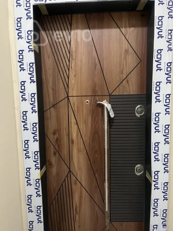 Kirayə verilir 2 otaqlı yeni tikili 60 m²