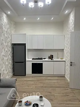 Kirayə verilir 2 otaqlı yeni tikili 60 m²