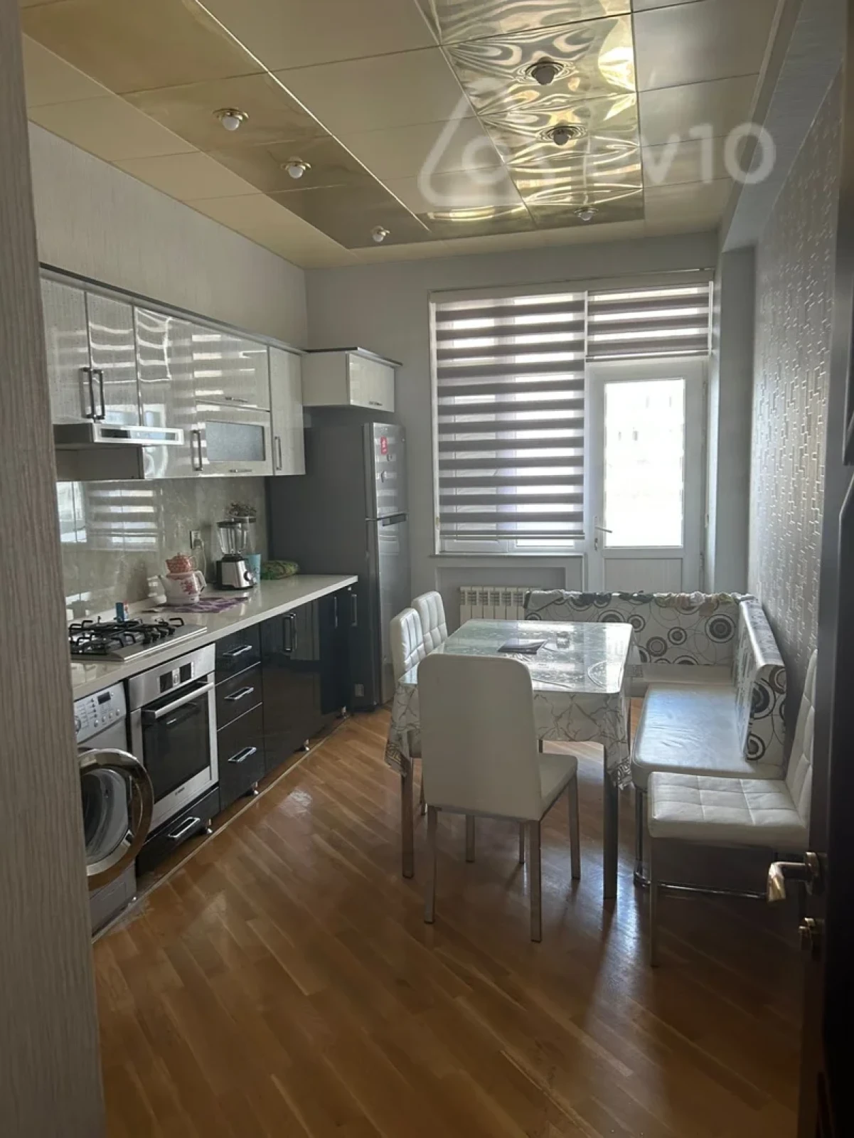 Kirayə verilir 3 otaqlı yeni tikili 90 m²