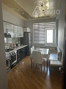 Kirayə verilir 3 otaqlı yeni tikili 90 m²