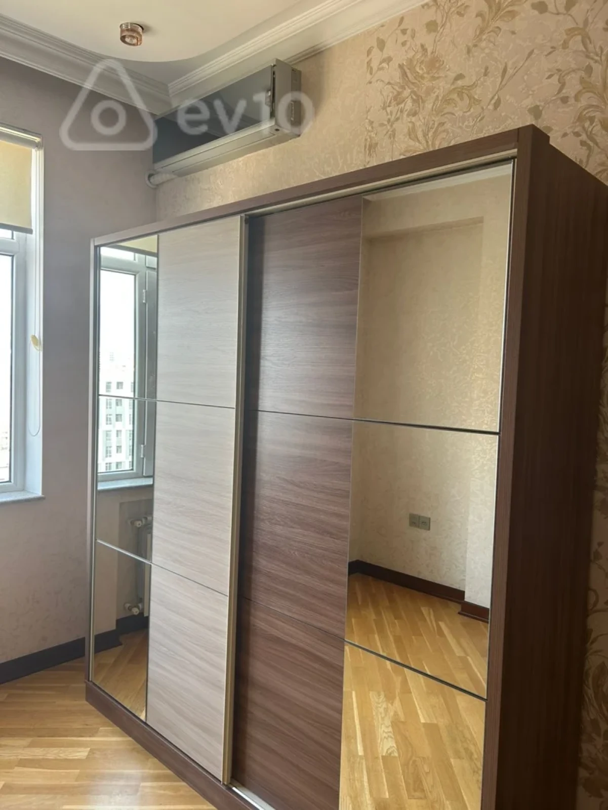 Kirayə verilir 3 otaqlı yeni tikili 90 m²
