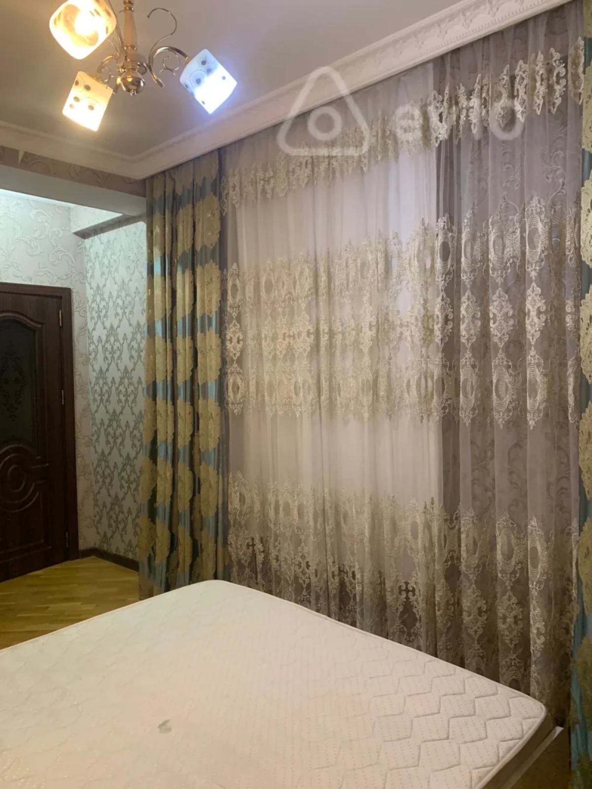 Kirayə verilir 3 otaqlı yeni tikili 100 m²