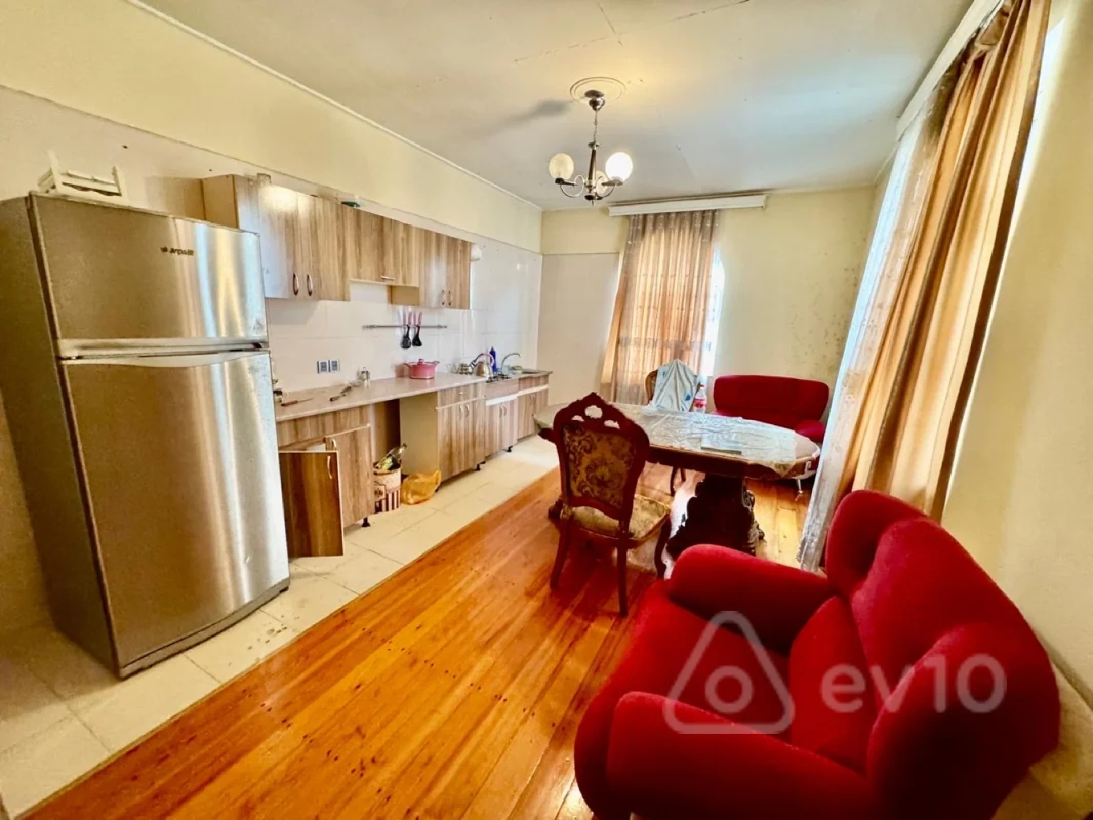 Kirayə verilir 1 otaqlı həyət evi 445 m²