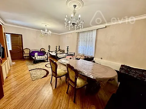 Kirayə verilir 1 otaqlı həyət evi 445 m²