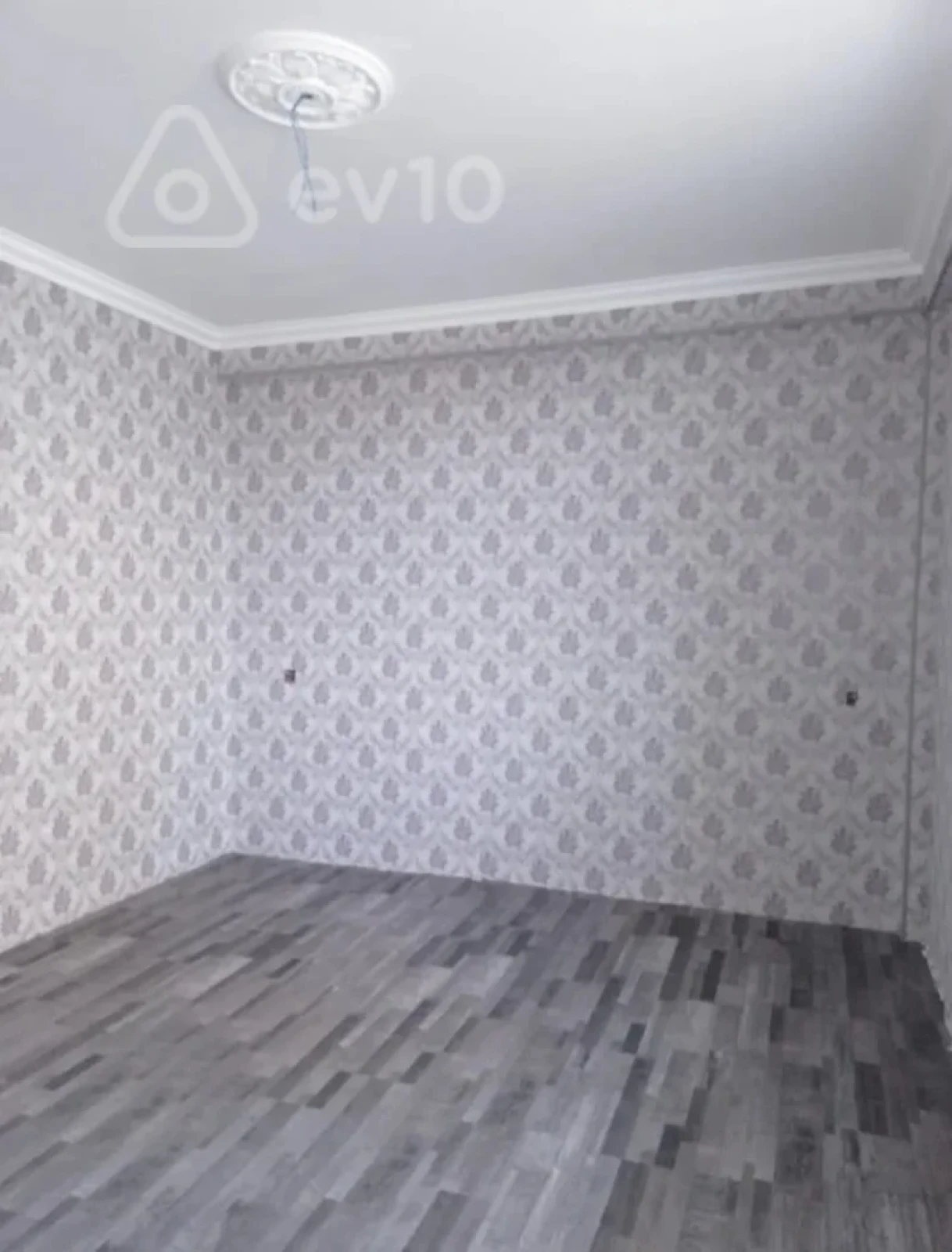 Satılır 2 otaqlı yeni tikili 52 m²