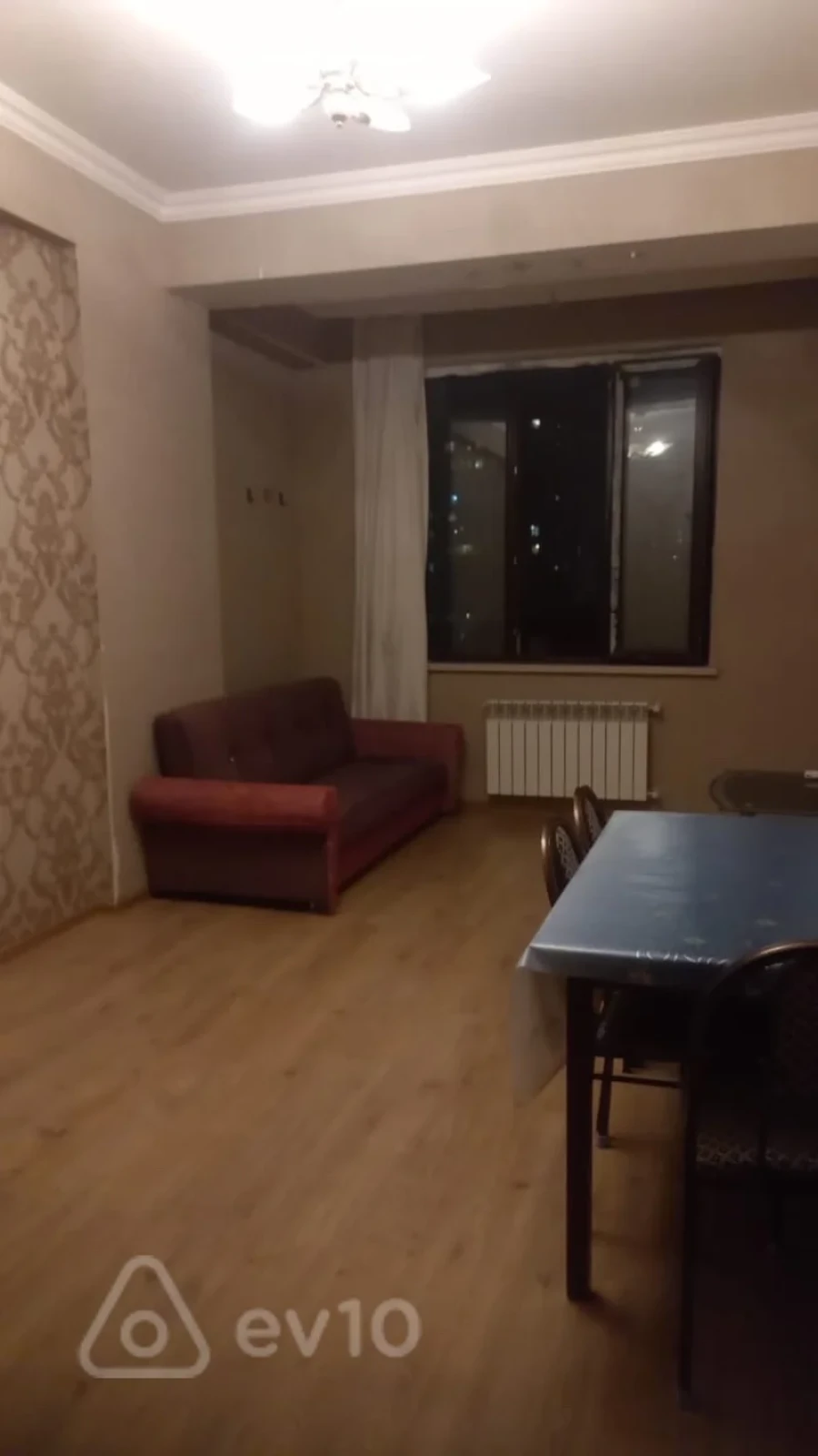 Kirayə verilir 2 otaqlı köhnə tikili 65 m²