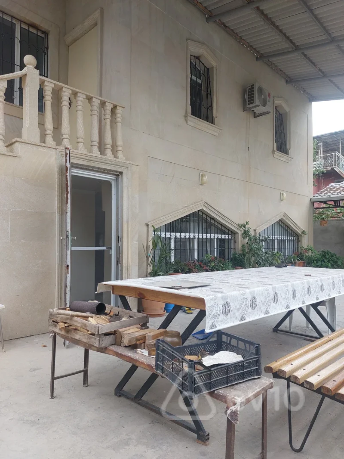 Satılır 6 otaqlı həyət evi 6 m²