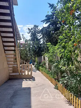 Satılır 6 otaqlı həyət evi 6 m²