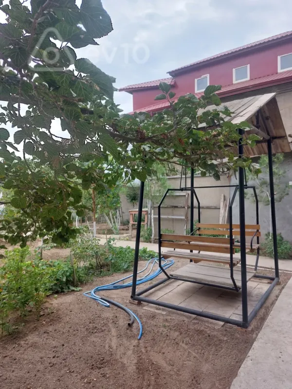 Satılır 6 otaqlı həyət evi 6 m²