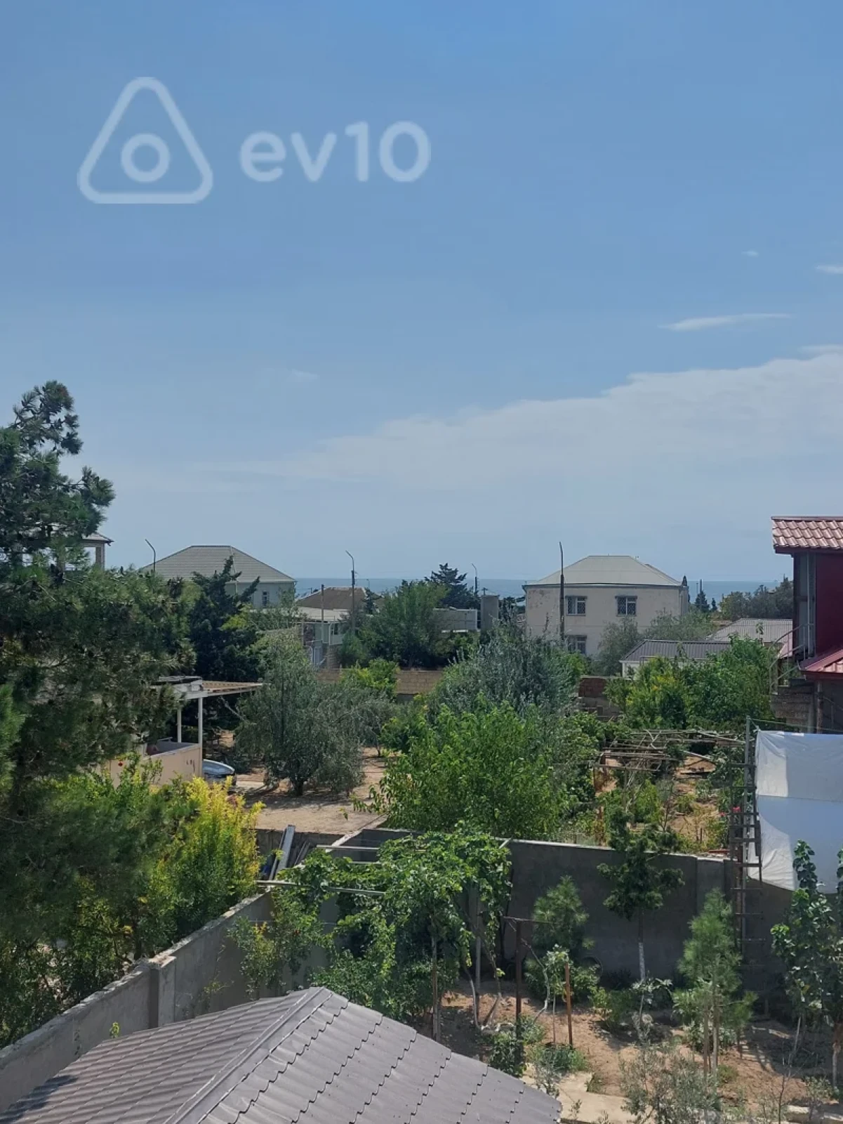 Satılır 6 otaqlı həyət evi 6 m²