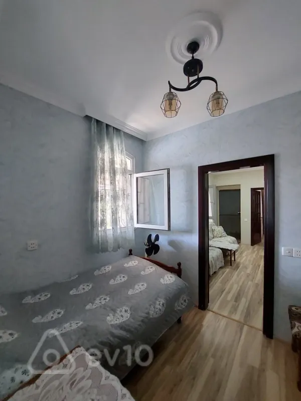 Satılır 6 otaqlı həyət evi 6 m²
