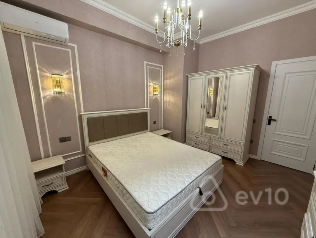Kirayə verilir 2 otaqlı yeni tikili 55 m²