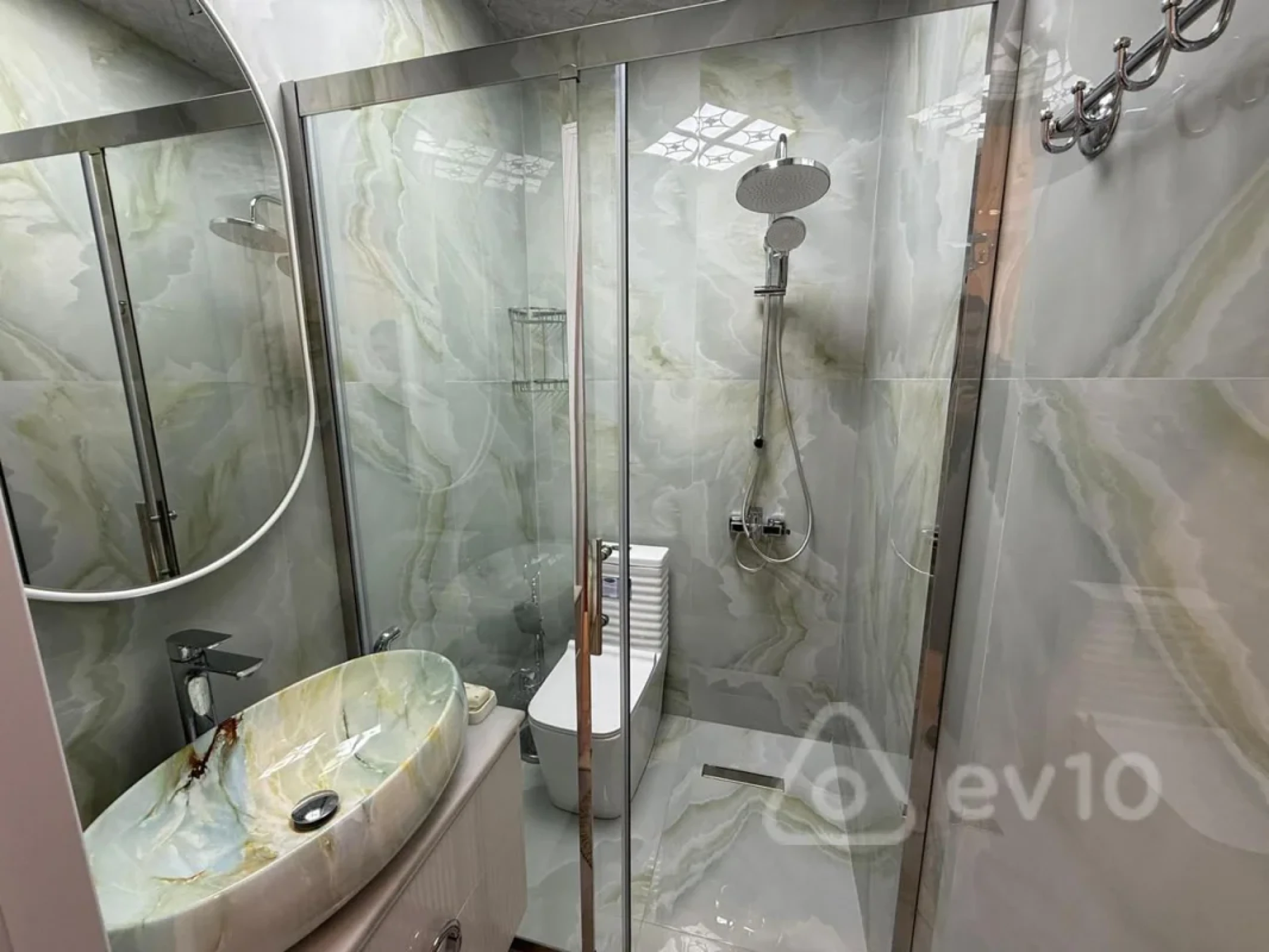 Kirayə verilir 2 otaqlı yeni tikili 55 m²