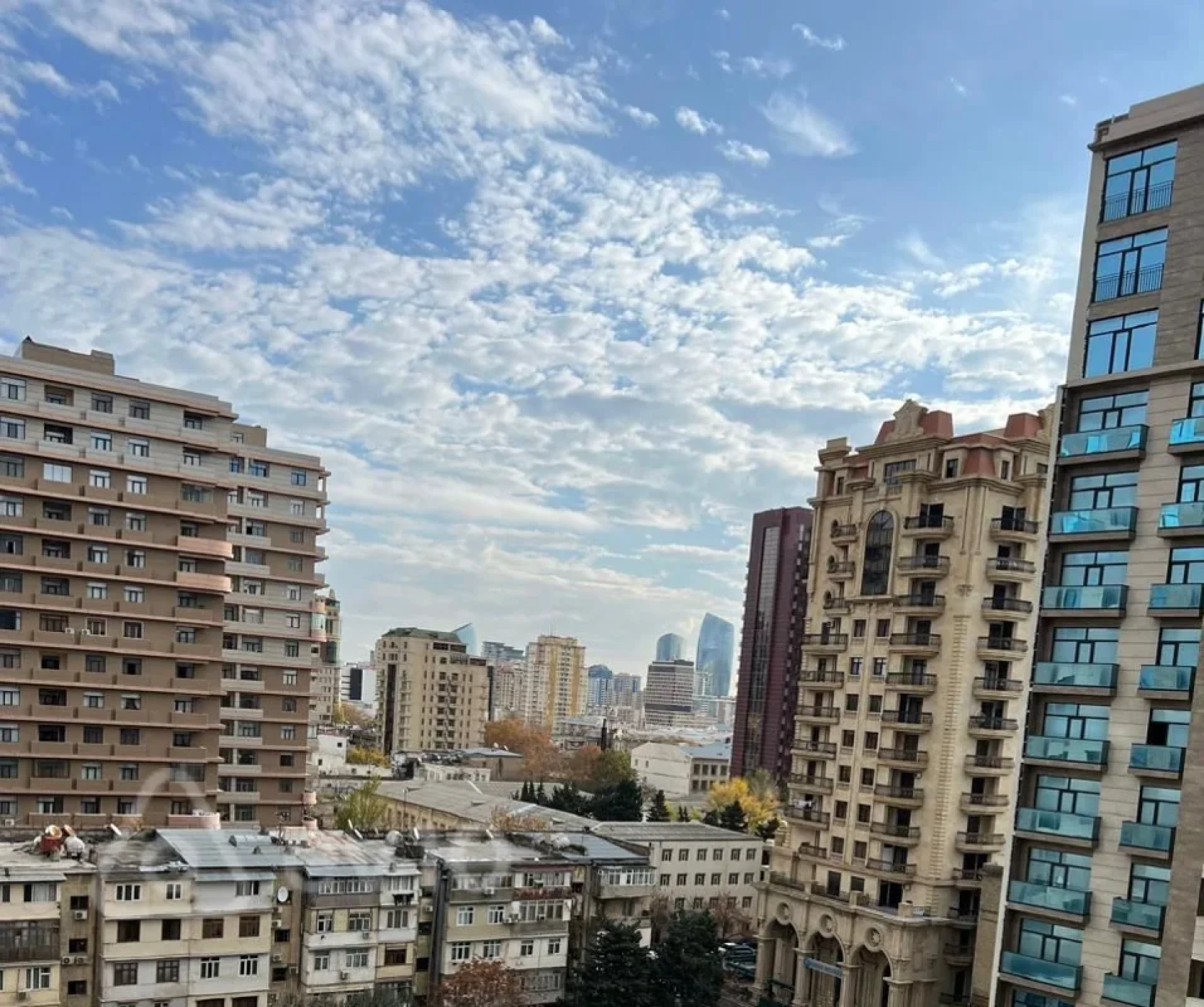 Kirayə verilir 2 otaqlı yeni tikili 55 m²