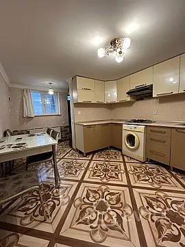 Kirayə verilir 2 otaqlı həyət evi 65 m²