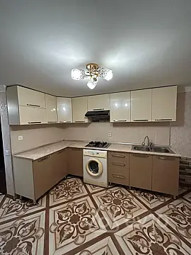Kirayə verilir 2 otaqlı həyət evi 65 m²