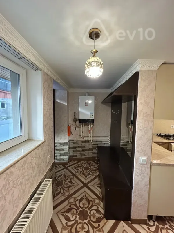 Kirayə verilir 2 otaqlı həyət evi 65 m²