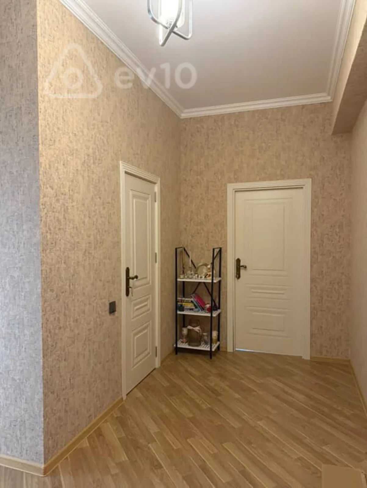 Kirayə verilir 2 otaqlı yeni tikili 65 m²