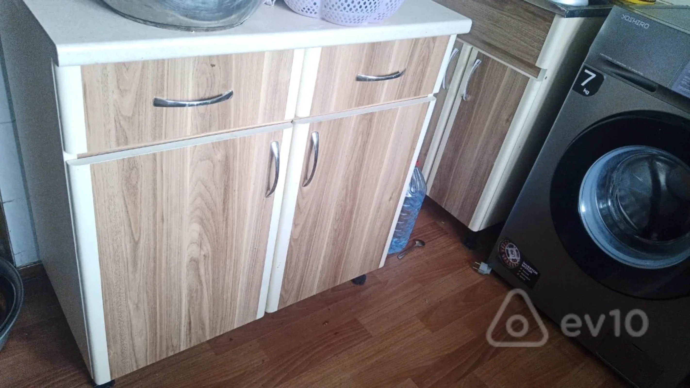 Kirayə verilir 2 otaqlı köhnə tikili 65 m²