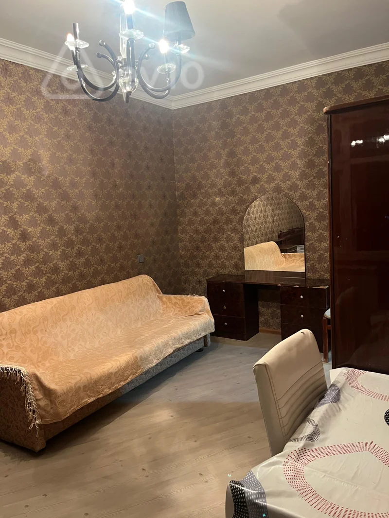Kirayə verilir 4 otaqlı köhnə tikili 120 m² — Bakı, Yasamal 4 otaq 120.00 m²