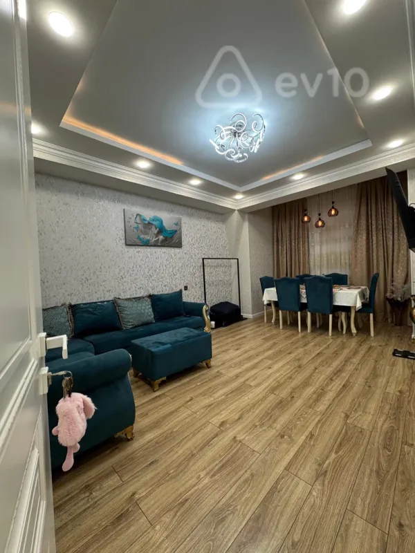 Satılır 2 otaqlı yeni tikili 60 m²