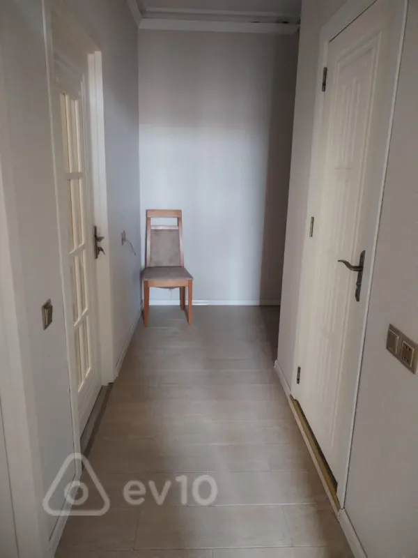 Satılır 3 otaqlı yeni tikili 65 m²