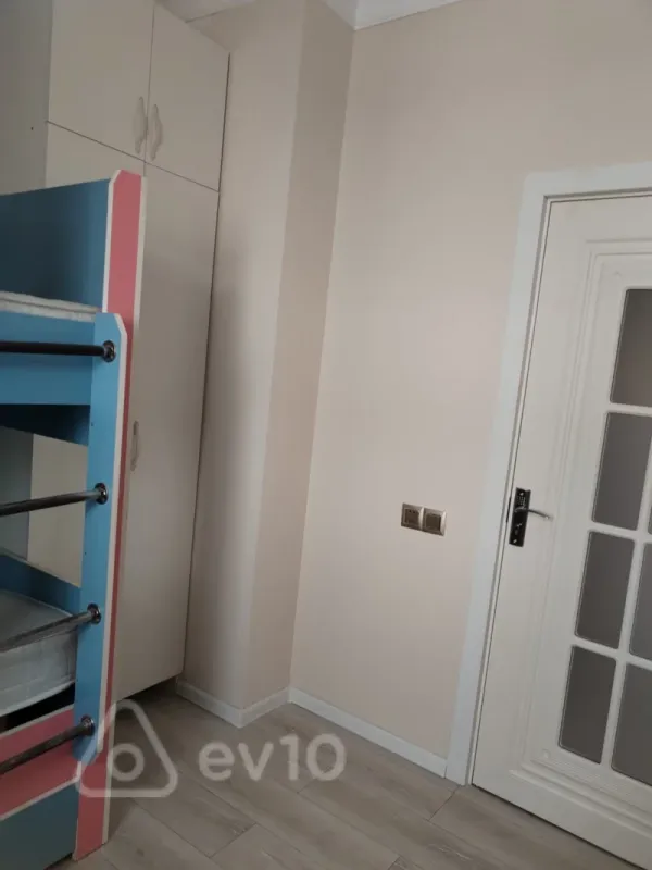 Satılır 3 otaqlı yeni tikili 65 m²