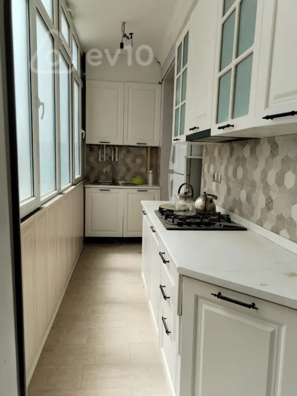 Satılır 3 otaqlı yeni tikili 65 m²