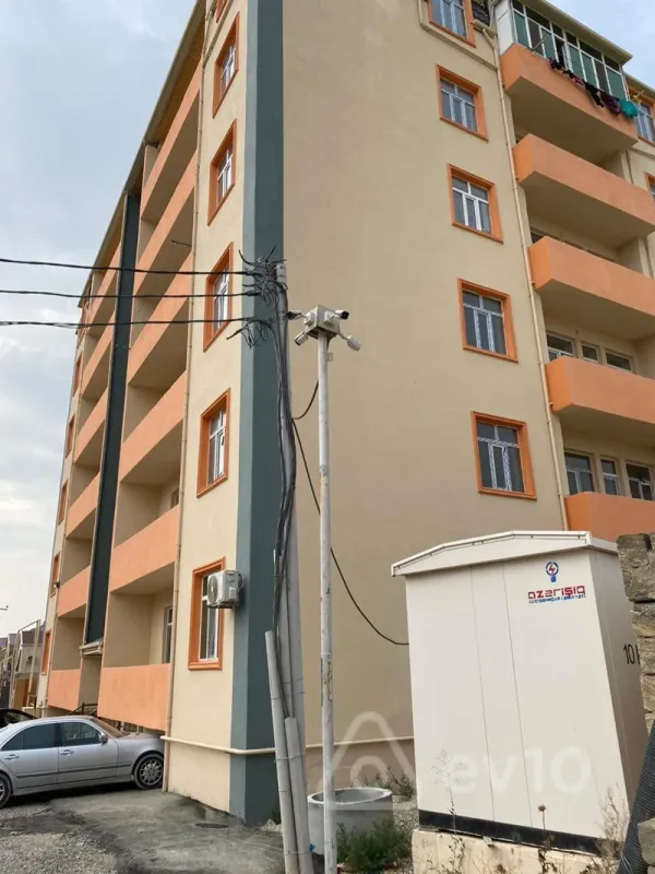 Satılır 3 otaqlı yeni tikili 65 m²
