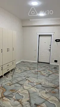 Kirayə verilir 3 otaqlı yeni tikili 120 m²