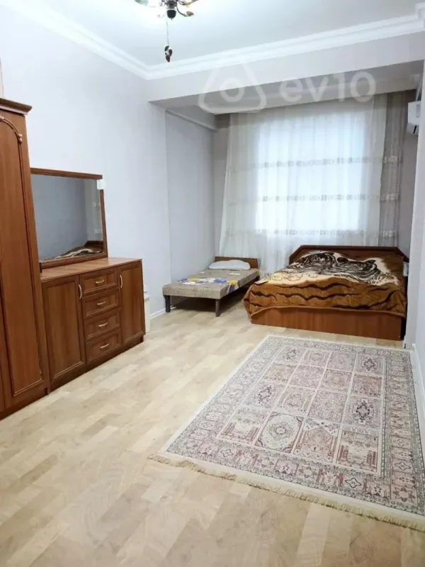 Kirayə verilir 2 otaqlı yeni tikili 75 m²