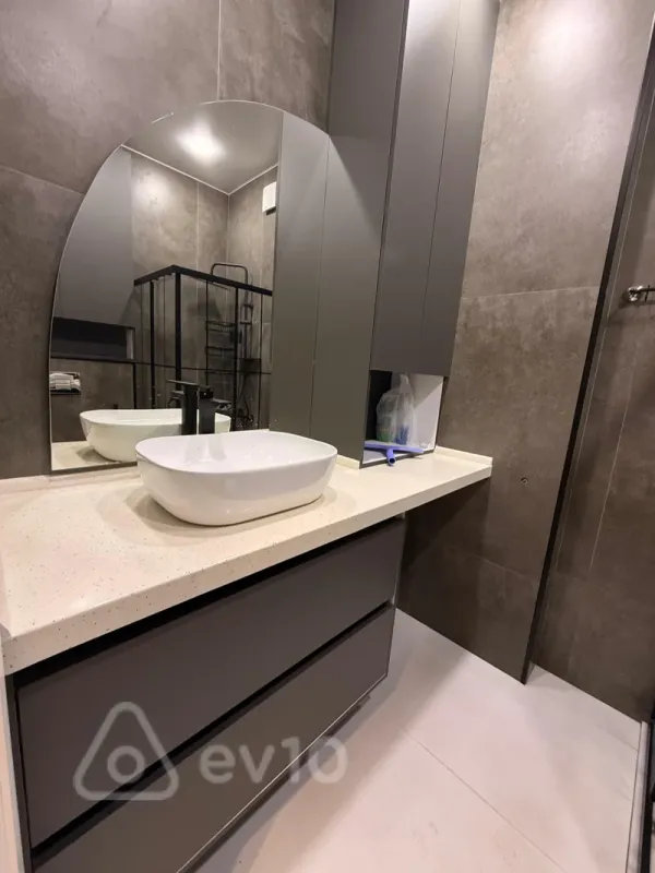 Kirayə verilir 2 otaqlı yeni tikili 55 m²