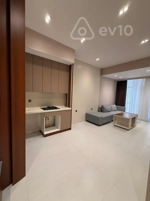 Kirayə verilir 2 otaqlı yeni tikili 55 m²