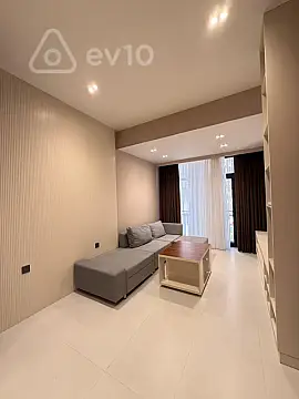 Kirayə verilir 2 otaqlı yeni tikili 55 m²