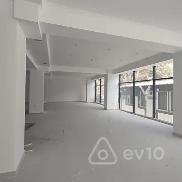 Kirayə verilir mənzil 400 m²