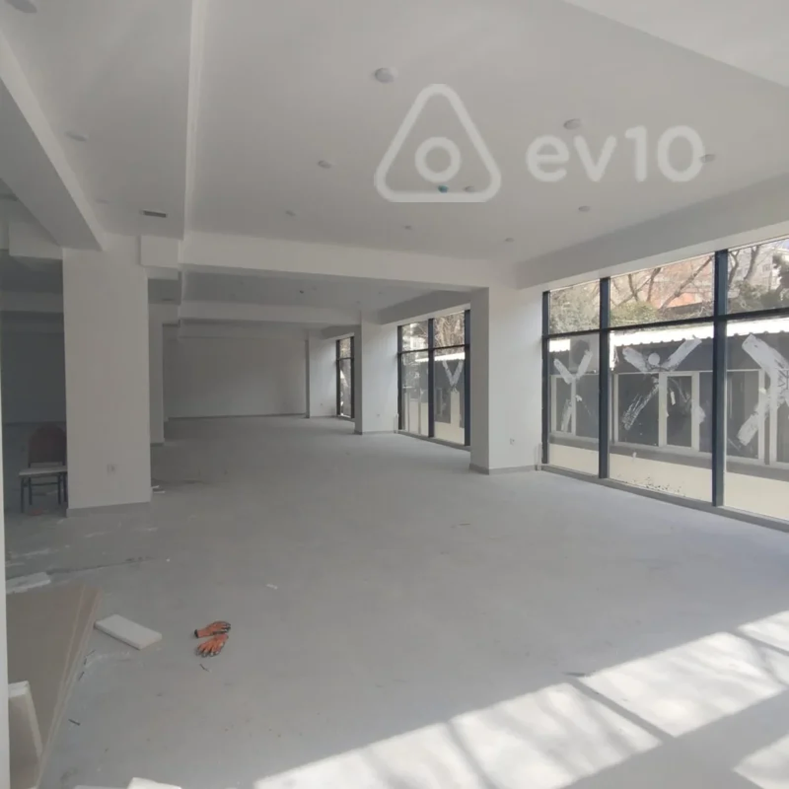 Kirayə verilir mənzil 400 m²