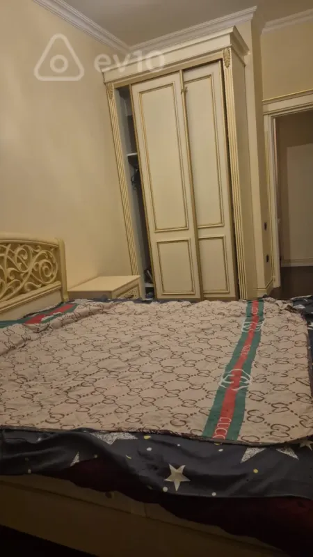 Kirayə verilir 2 otaqlı yeni tikili 90 m²