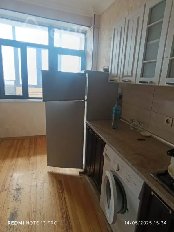 Kirayə verilir 3 otaqlı yeni tikili 86 m²
