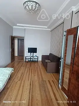 Kirayə verilir 3 otaqlı yeni tikili 86 m²