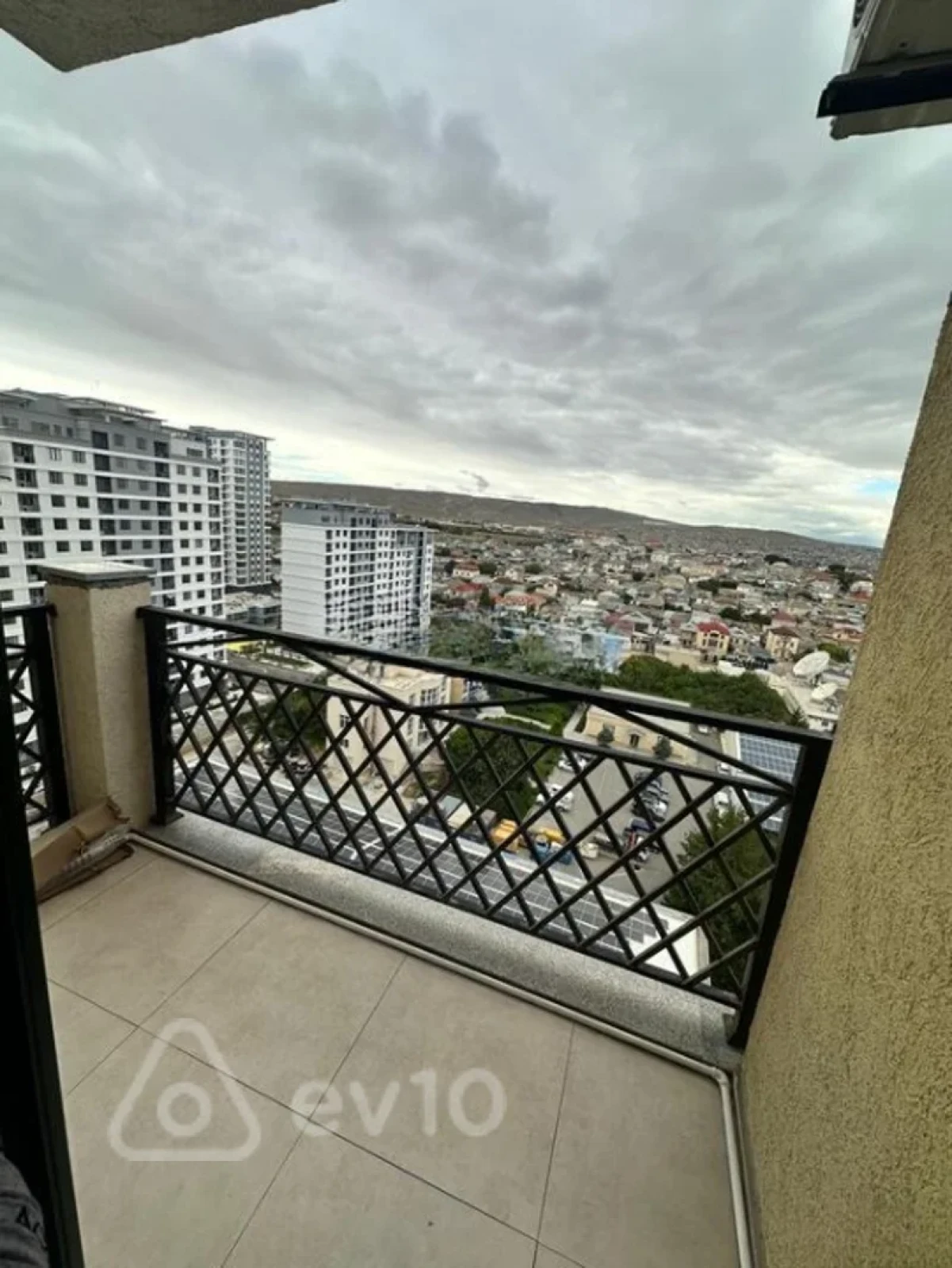 Kirayə verilir 2 otaqlı yeni tikili 60 m²