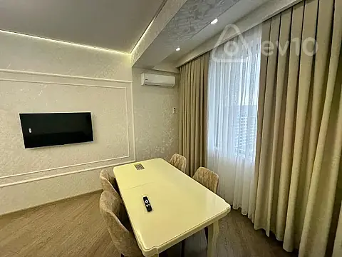 Kirayə verilir 2 otaqlı yeni tikili 60 m²