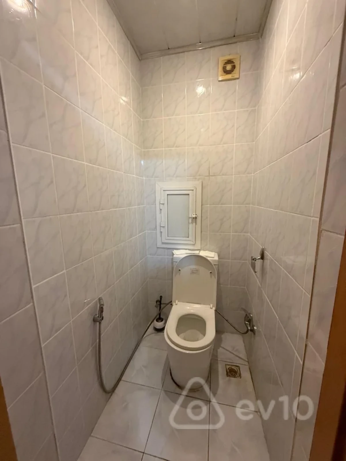 Kirayə verilir 3 otaqlı köhnə tikili 85 m²