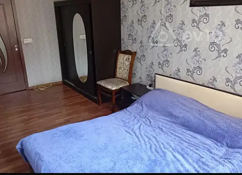 Kirayə verilir 3 otaqlı köhnə tikili 85 m²