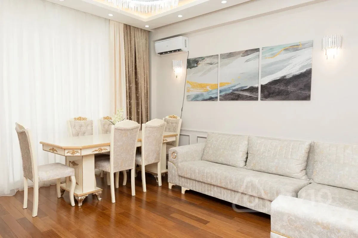 Kirayə verilir 2 otaqlı yeni tikili 60 m²