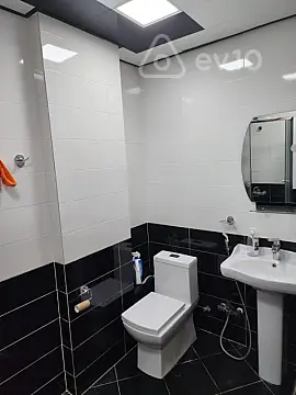 Satılır 3 otaqlı yeni tikili 65 m²