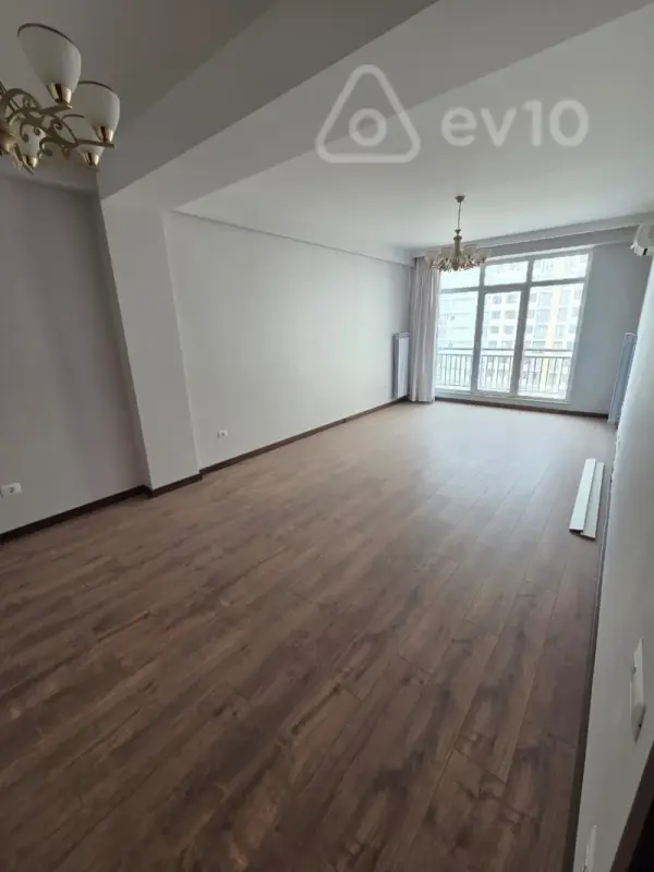 Kirayə verilir 2 otaqlı yeni tikili 90 m²