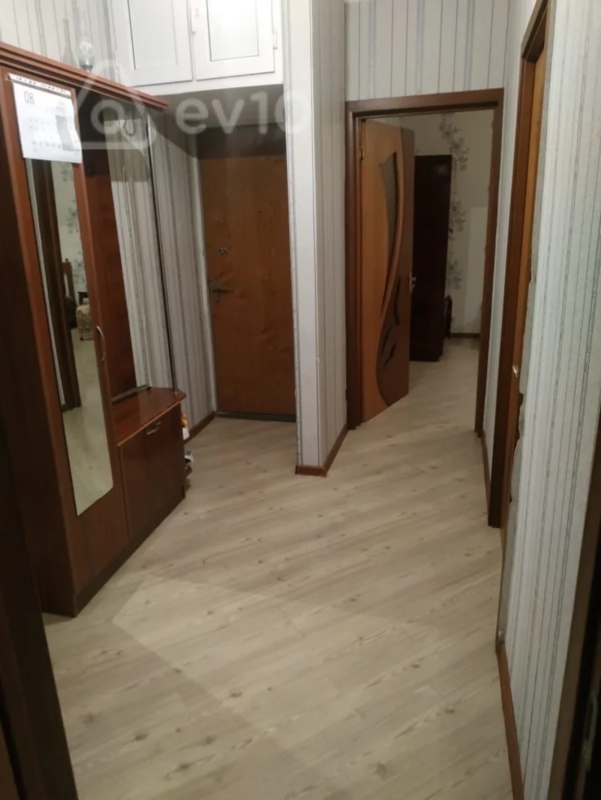 Kirayə verilir 4 otaqlı köhnə tikili 120 m²