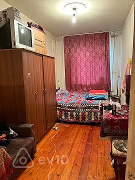 Kirayə verilir 3 otaqlı köhnə tikili 70 m²