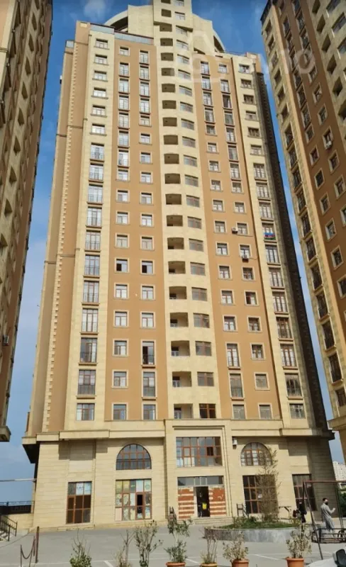 Satılır 3 otaqlı yeni tikili 124 m²